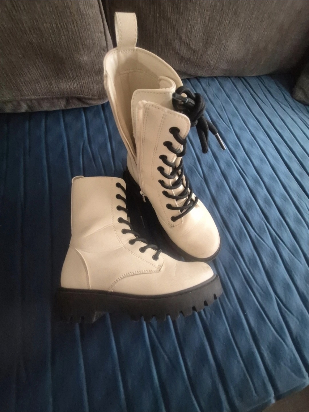 Girls White Lace-Up Platform Combat Boots